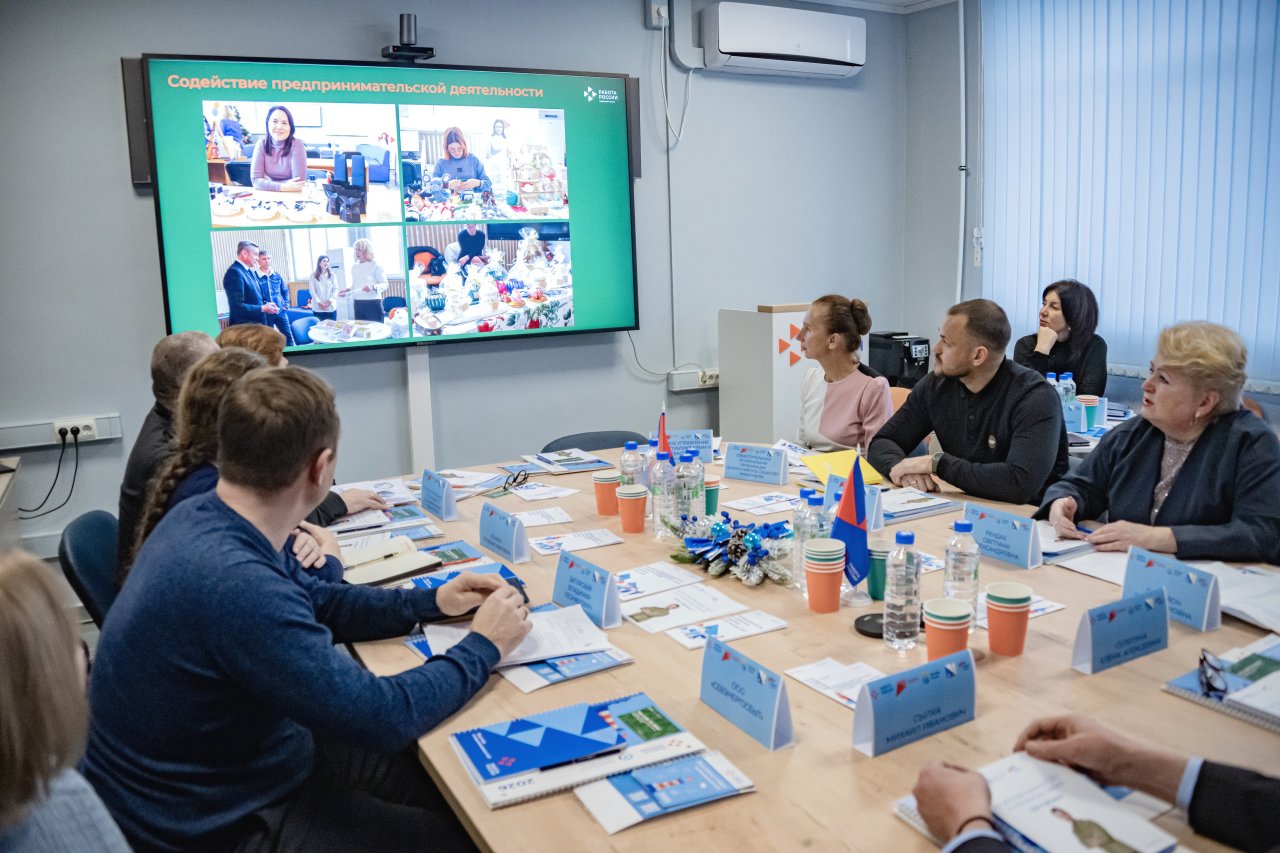 Клуб «ZА СВОих» открылся при Кадровом центре Севастополя
