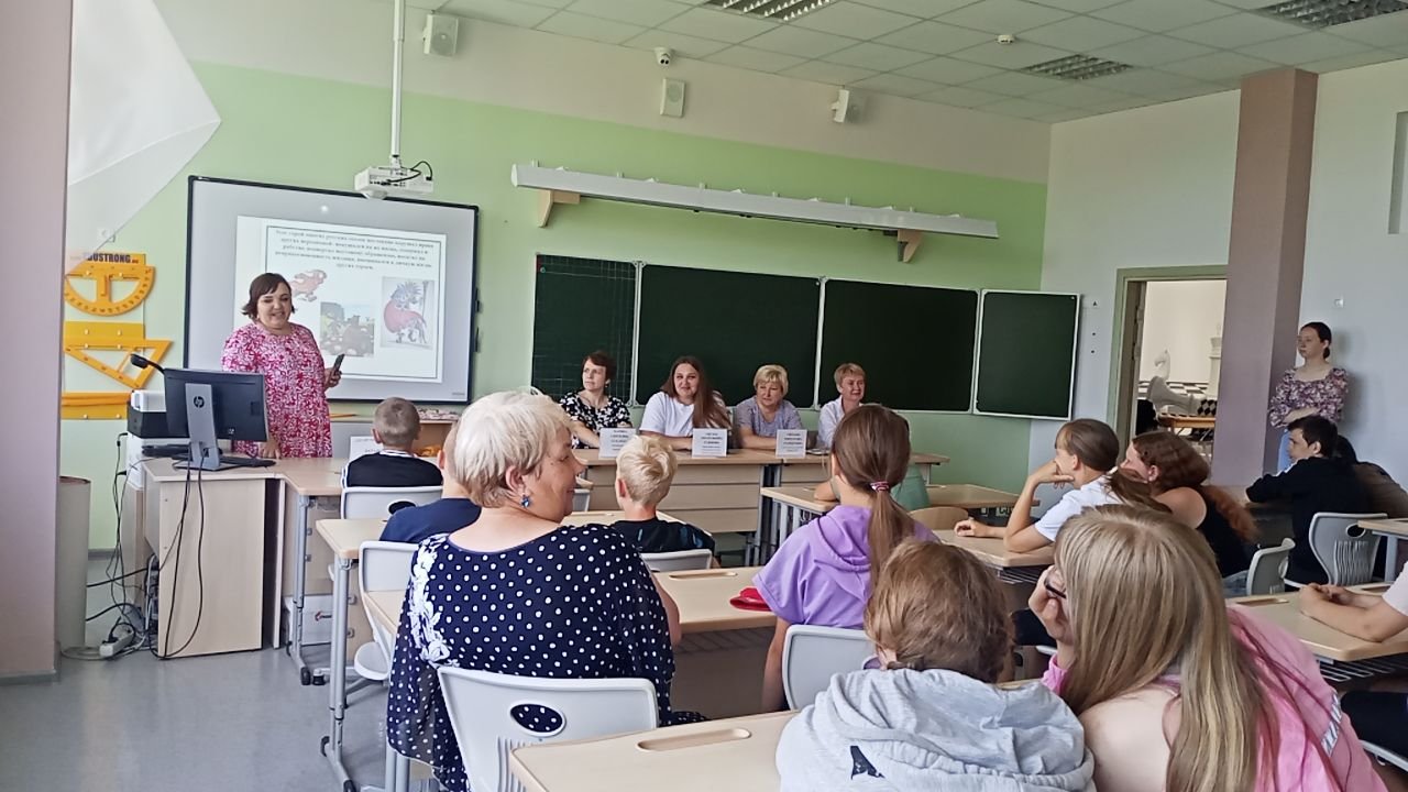 300 участниц женских клубов при кадровых центрах Кировской области нашли работу