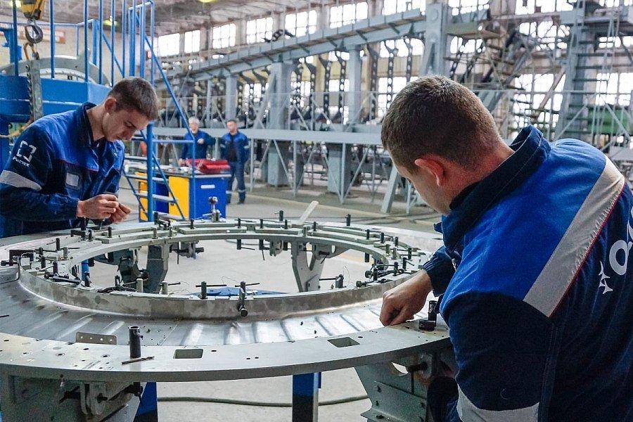 Воронежские предприятия ОПК получат субсидию за наём сотрудника из другого региона по направлению СЗН