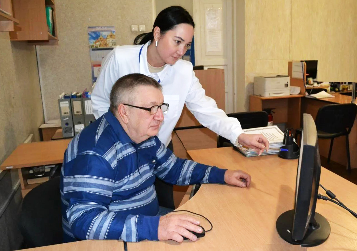 Около 900 жителей ДНР старше 50 лет нашли работу в этом году при поддержке Кадрового центра