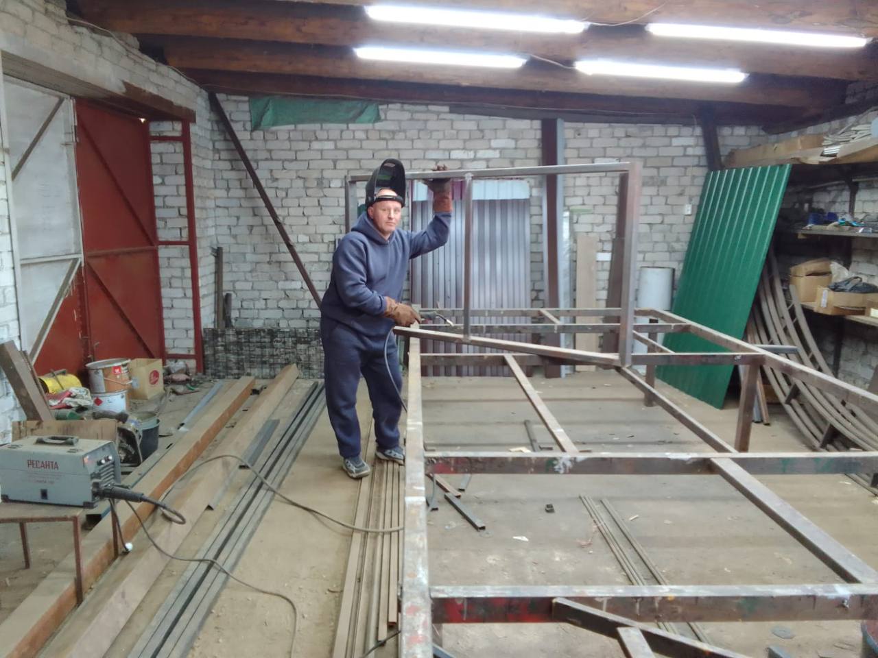 Строим новую жизнь