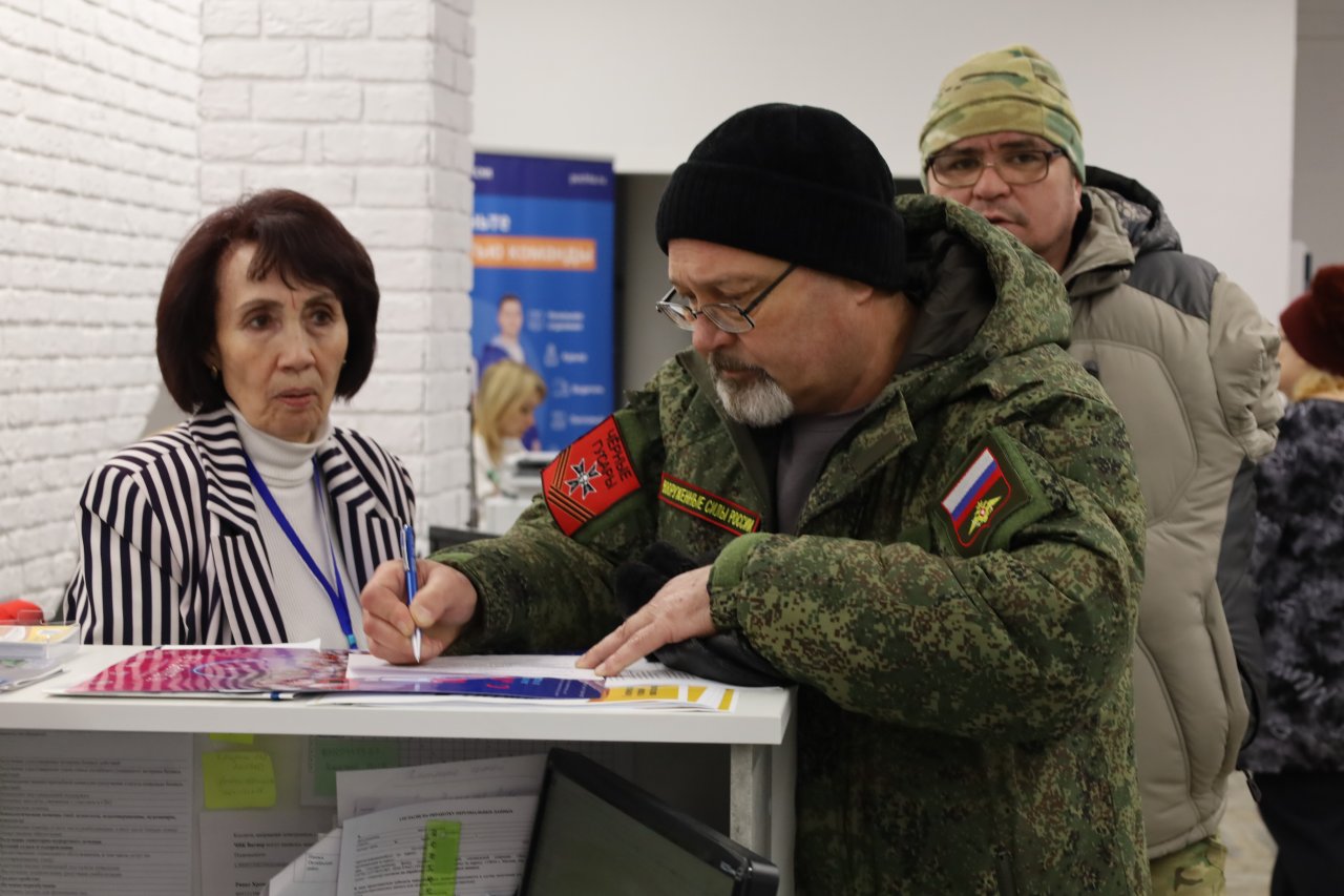 В Удмуртии впервые прошла ярмарка вакансий для участников СВО и членов их семей