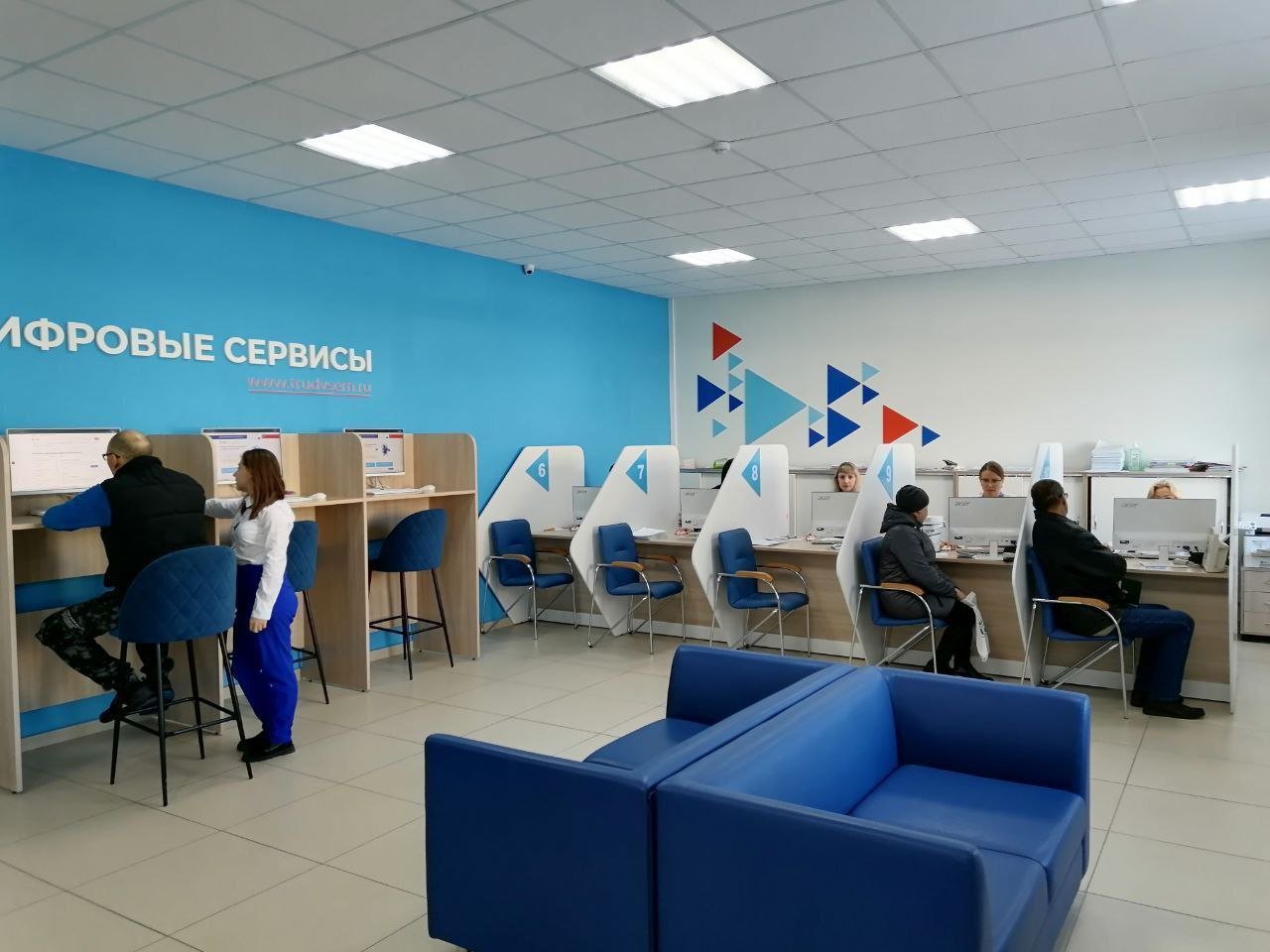 Более 1,3 тыс. жителей Приангарья с инвалидностью в этом году нашли работу с помощью кадрового центра