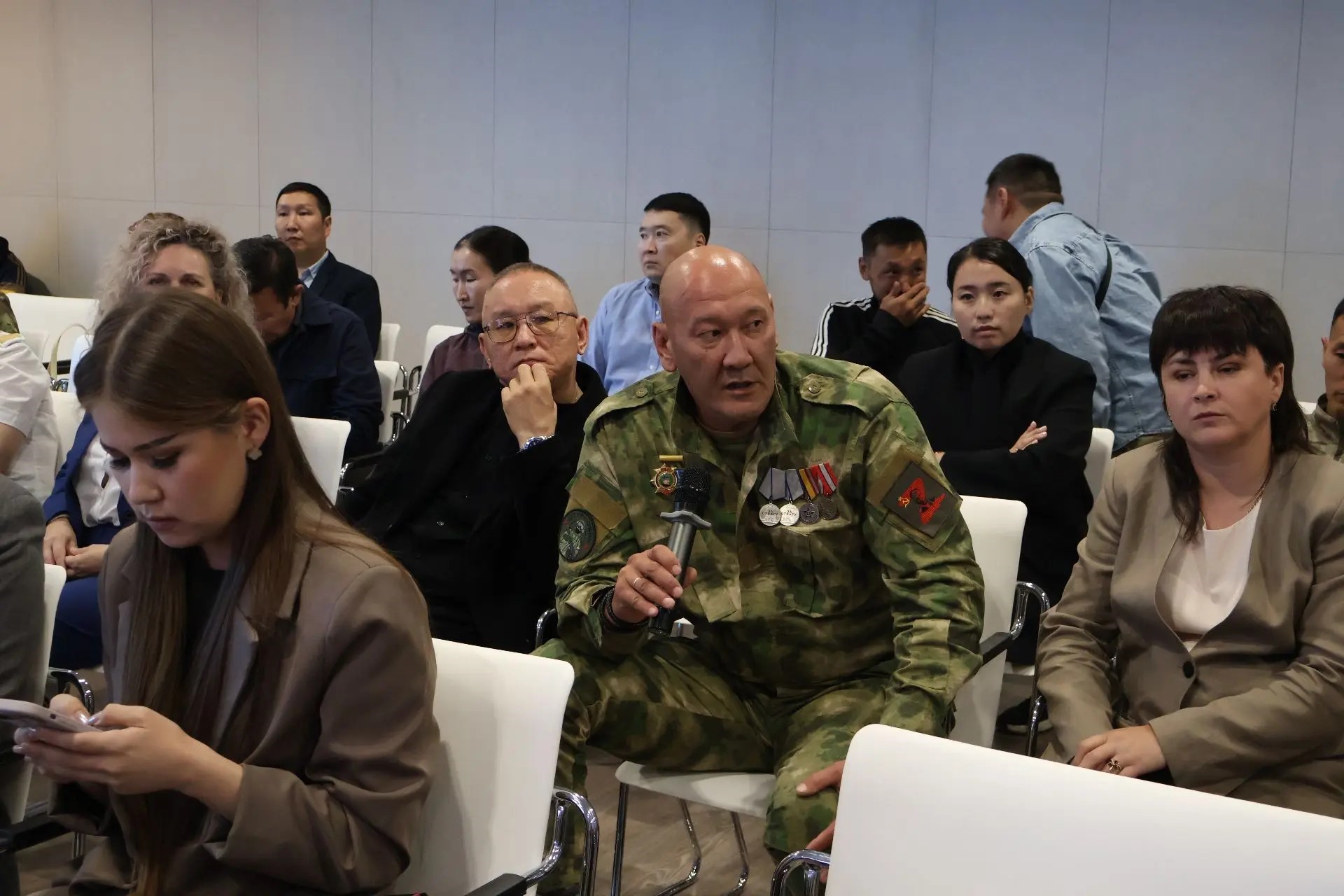 В Якутске при Кадровом центре открылся первый Клуб для ветеранов СВО «В кругу СВОих»
