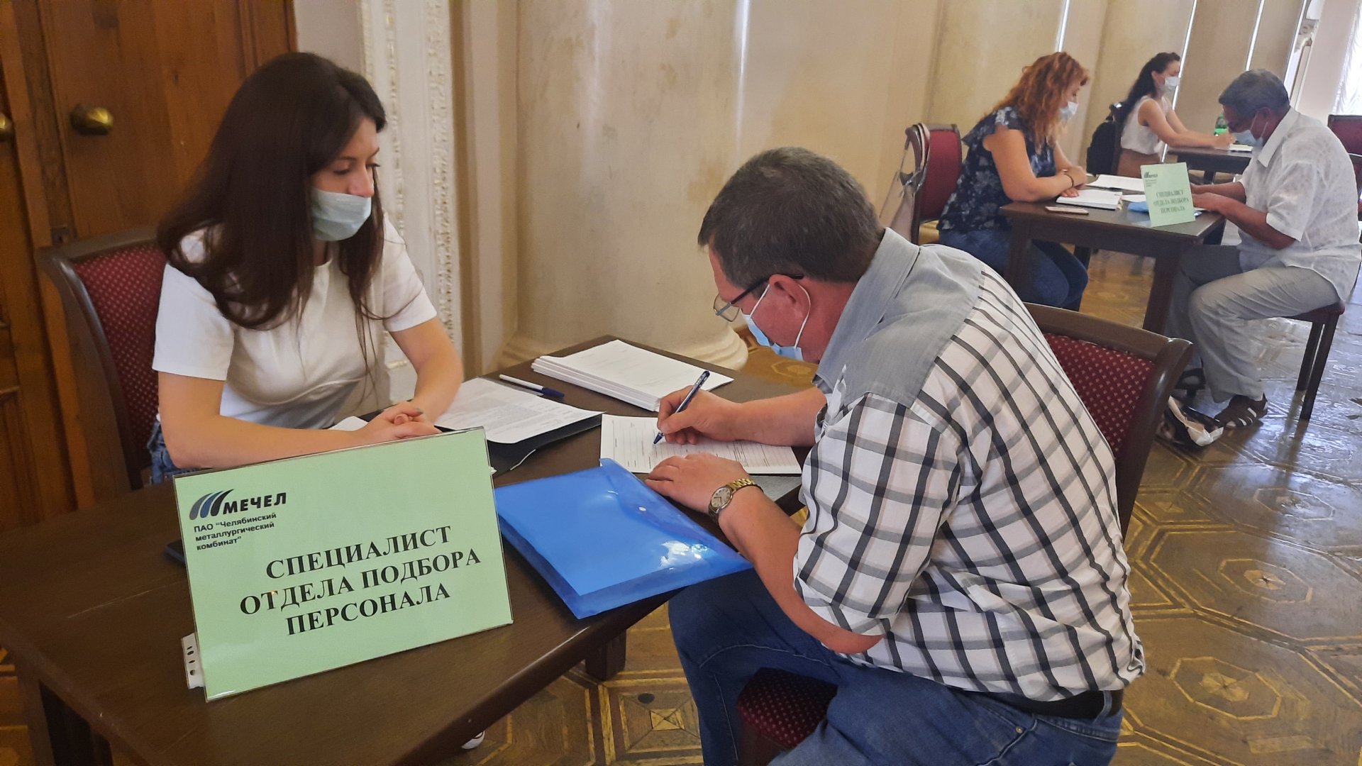 На рынке труда Челябинской области спрос на работников увеличился почти на 30%
