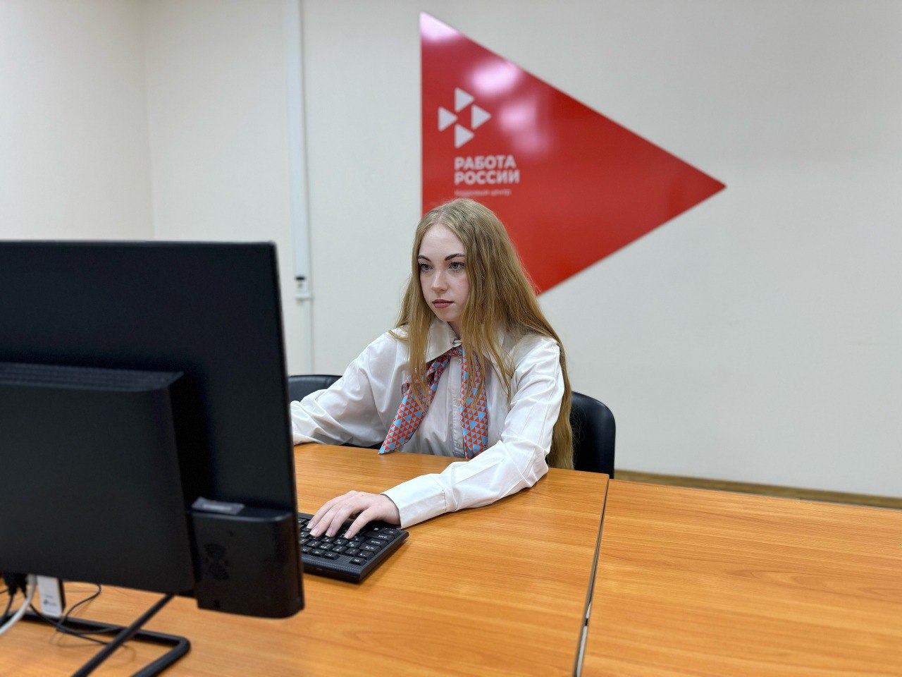 330 участников оренбургского молодёжного клуба при Кадровом центре нашли работу с начала года