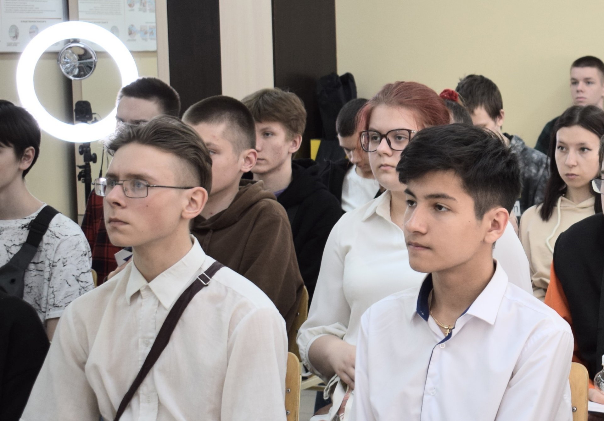 Около 200 молодых людей с инвалидностью прошли тренинги службы занятости в Омской области