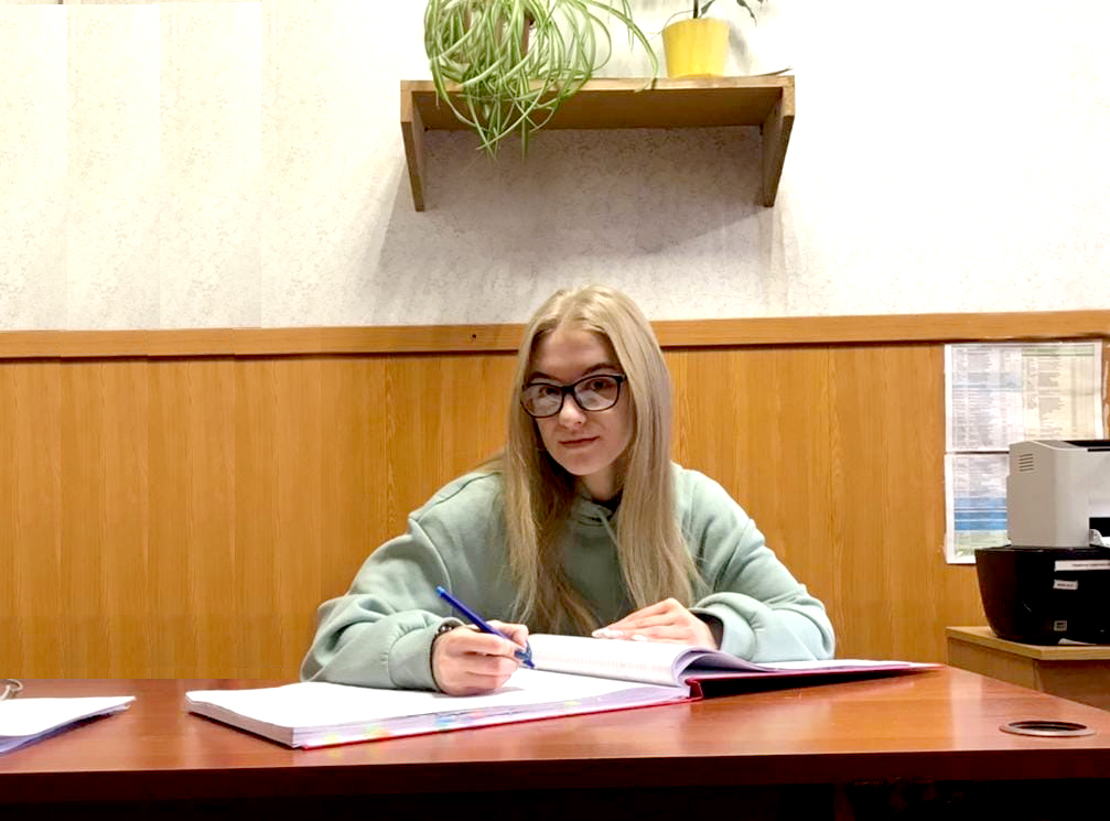 Карьерный консультант помогла выпускнице новосибирского техникума получить первую работу