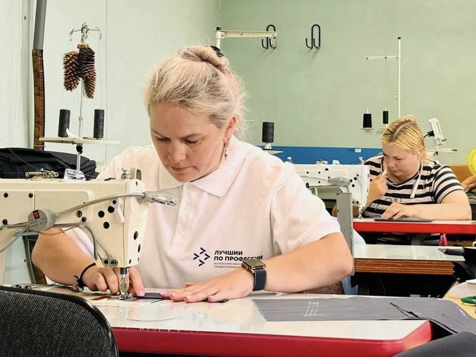 В Кузбассе выбрали лучшую швею