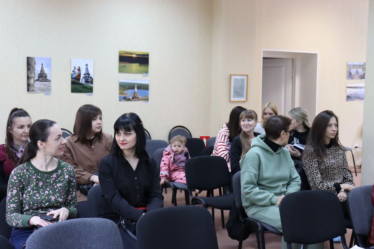 Участницы женского клуба при ЦЗН в Мурманской области станут координаторами фонда ‎«Защитники Отечества»