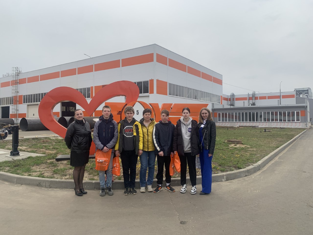 Более 1,8 тыс. школьников и студентов посетили нижегородские предприятия при содействии службы занятости