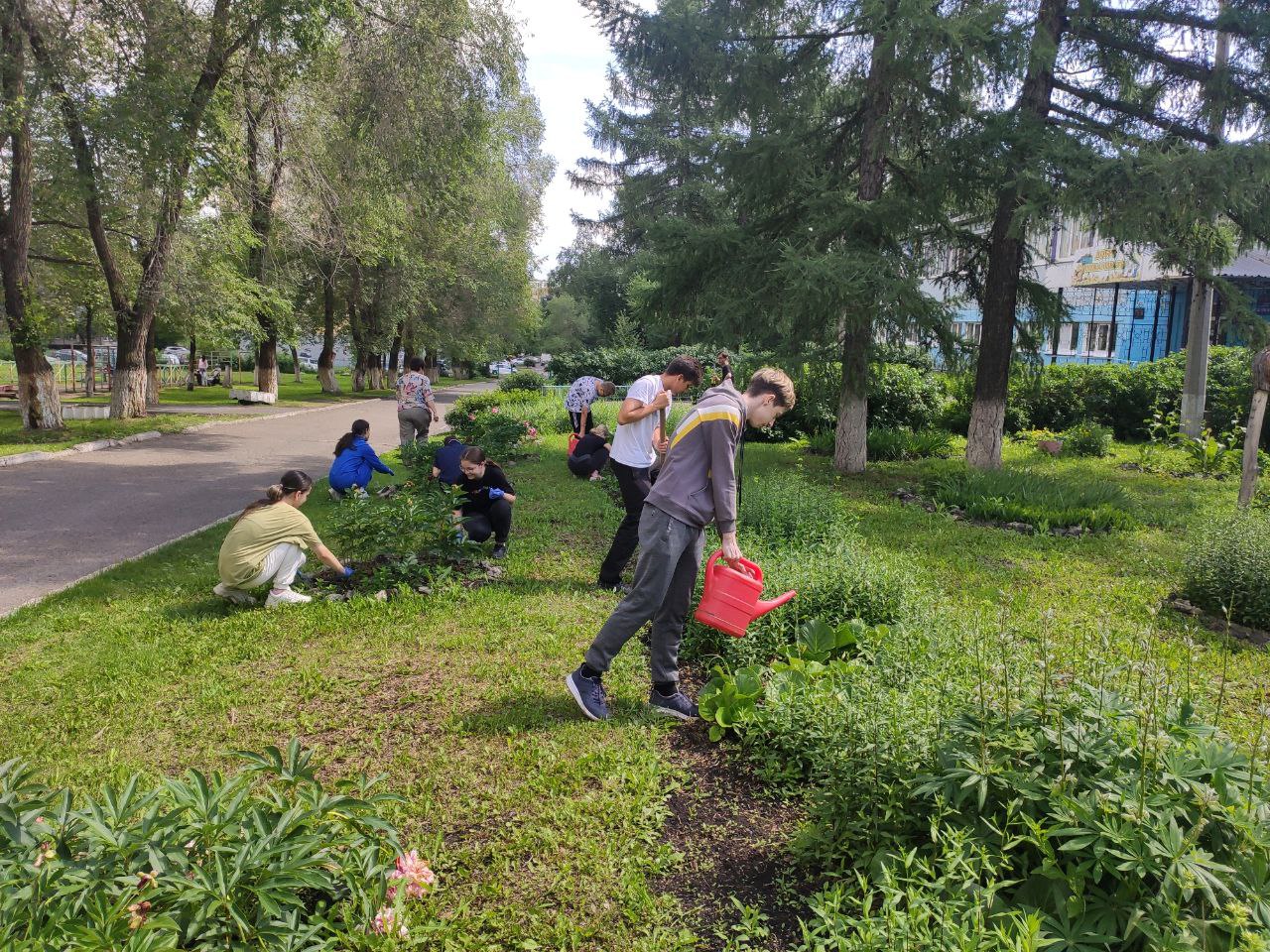 В КуZбассе более 6 тысяч подростков решили поработать во время летних каникул