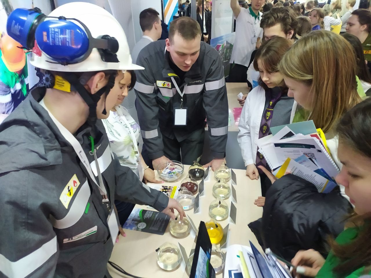 В ПФО ярмарка трудоустройства прошла с автопробегом, большим количеством участников и предложений работы