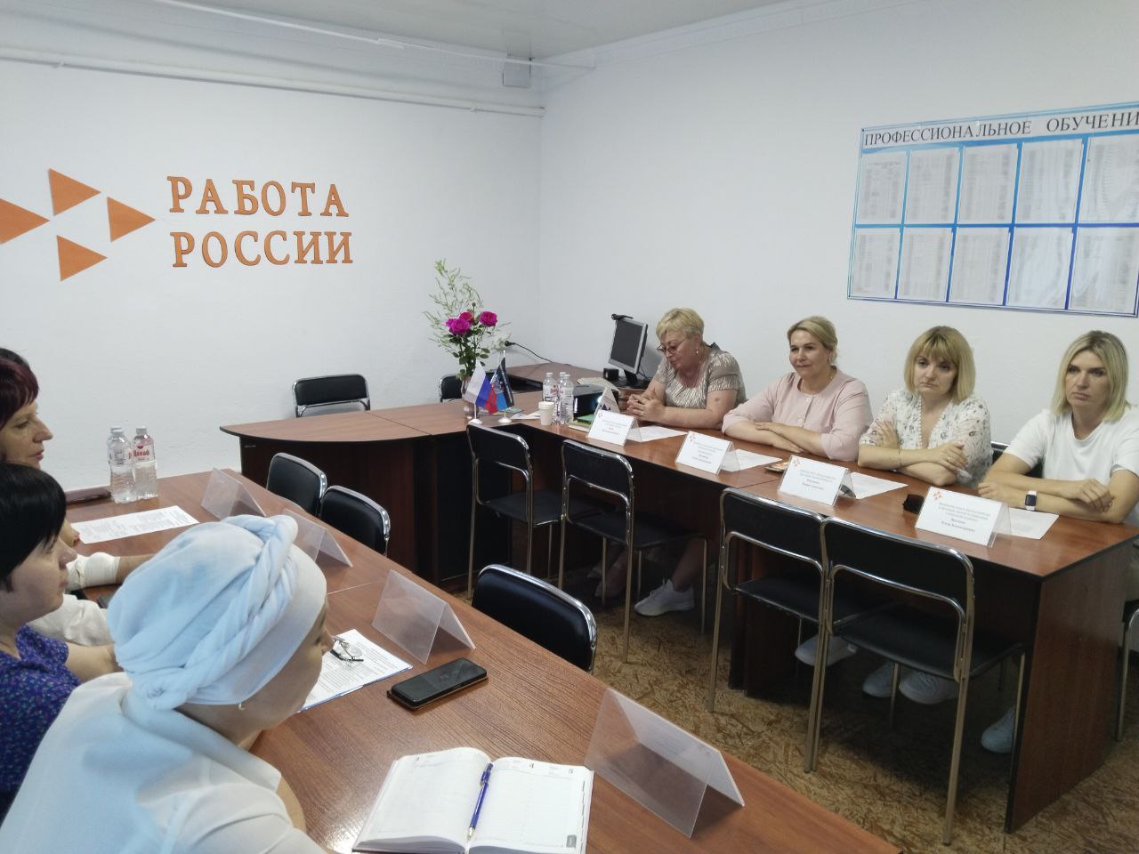 У центра занятости Володарского района ДНР появились шефы в Липецкой области