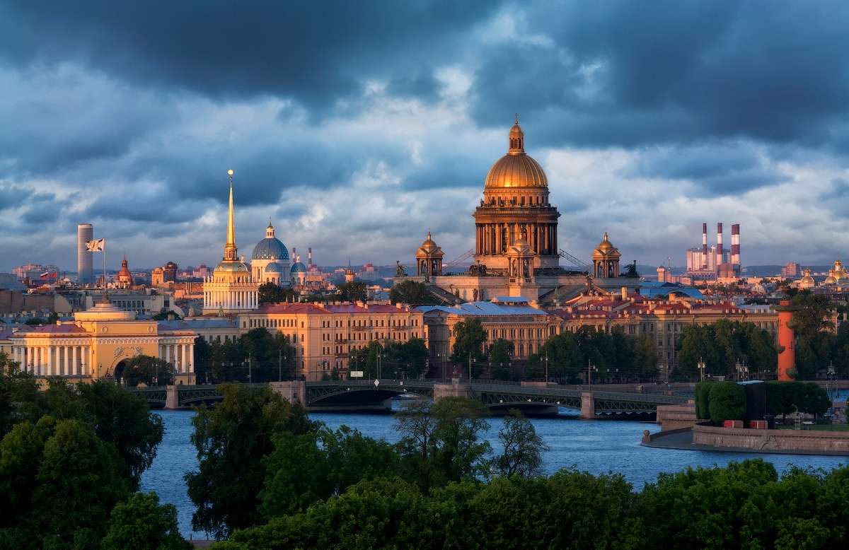 С марта 2022 года стабильно количество зарегистрированных безработных в Санкт-Петербурге