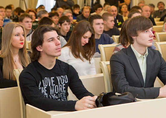 Выпускники и студенты — в фокусе особого внимания петербургских центров занятости