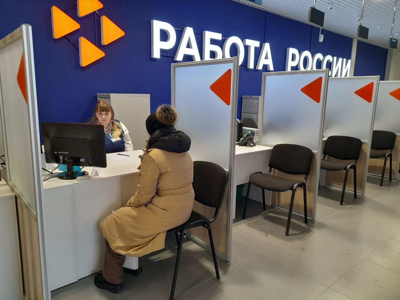 Южноуральские женщины в 2025 году ищут работу через службу занятости чаще мужчин