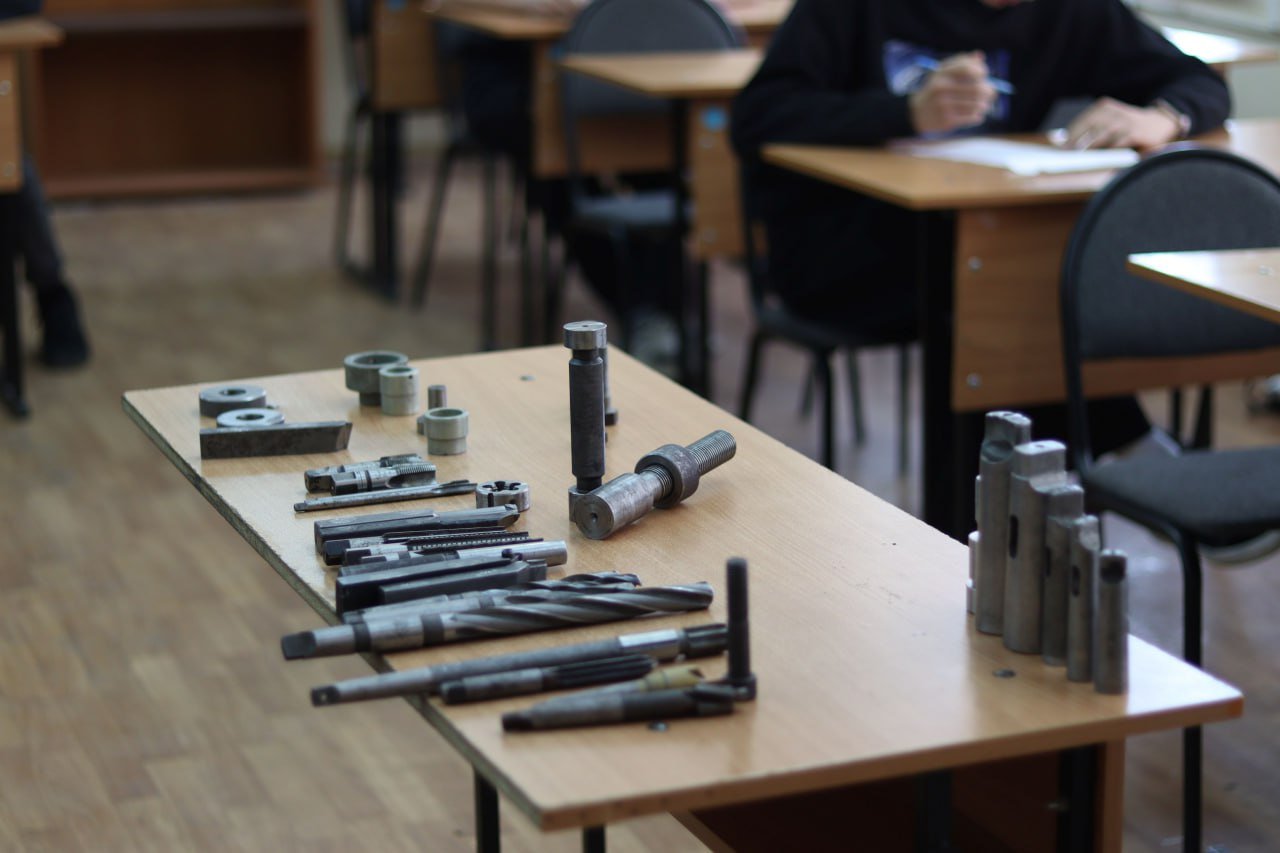 70 школьников Владимирской области в этом году получили рабочую профессию и нашли подработку
