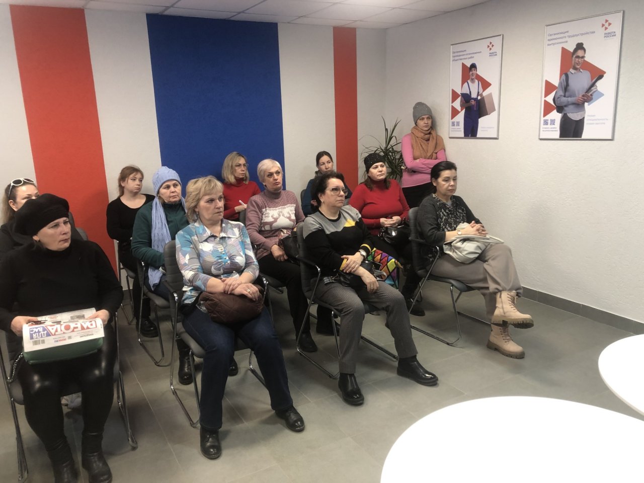 В Саратовской области ищут 2,5 тыс. швей на зарплату до 130 тыс. рублей