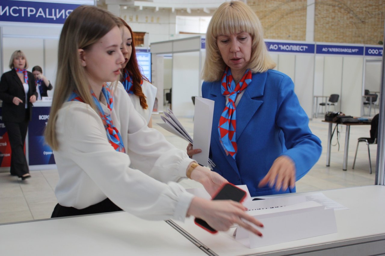 Более 200 работодателей Воронежской области примут участие во втором этапе Всероссийской ярмарки трудоустройства