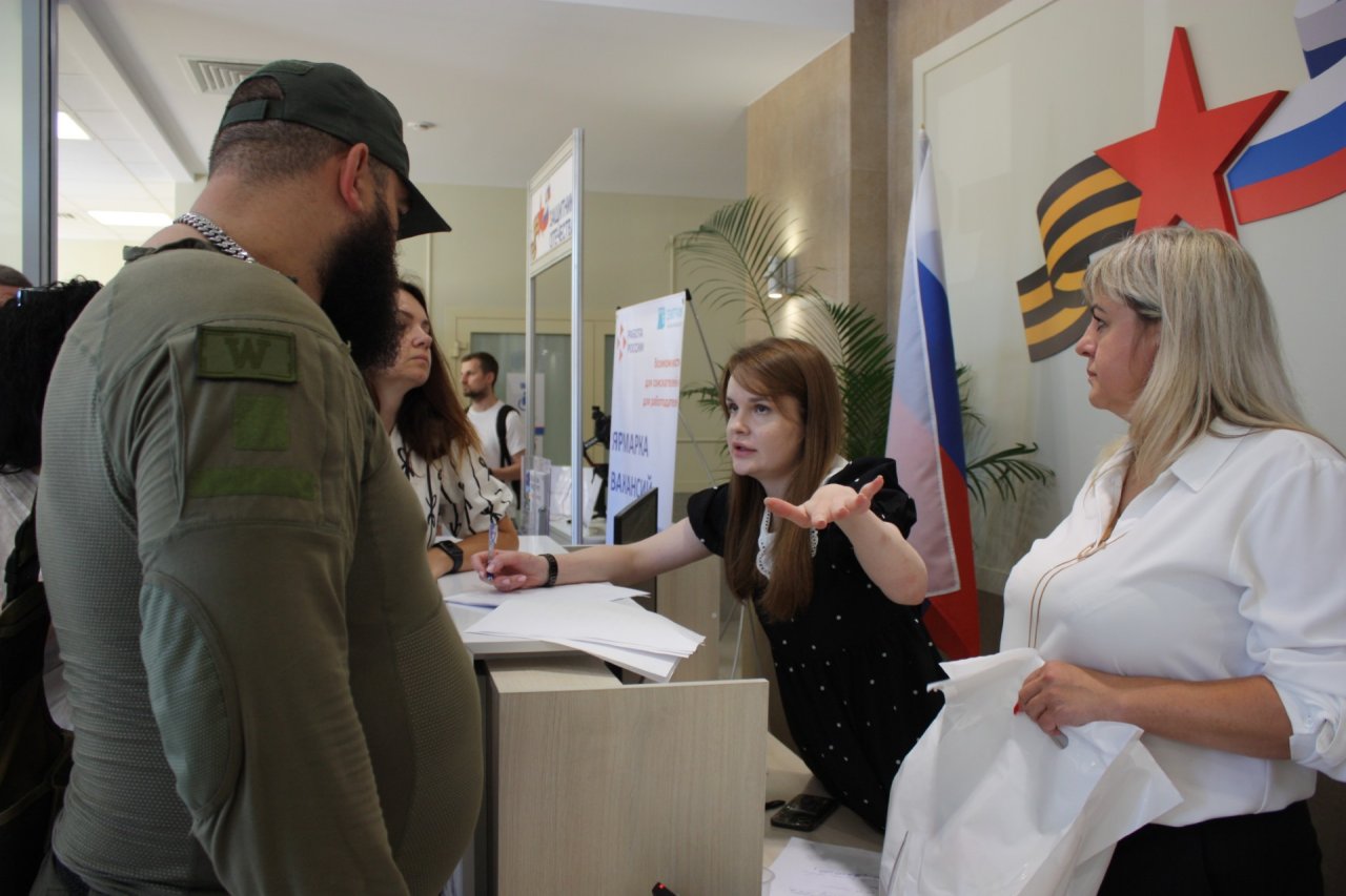 Каждый третий участник СВО в этом году трудоустроен через кадровый центр Воронежской области