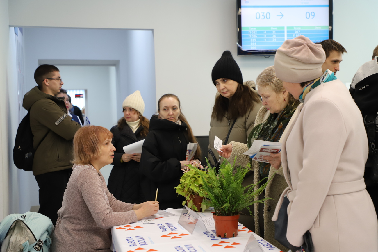 Около 200 аграрных специалистов нашли работу на специализированных ярмарках в Кадровых центрах Удмуртии