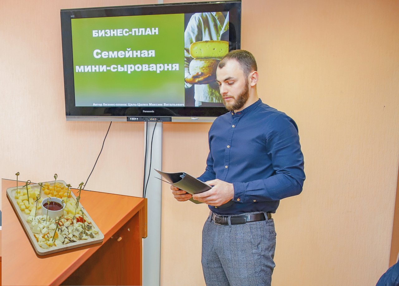 13 жителей Омска получили в этом году по 500 тыс. рублей на развитие своего дела